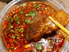 -肖肖酸萝卜鱼火锅(总店)