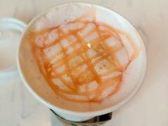 樱花初绽玛奇朵-星巴克臻选(外滩中心店)