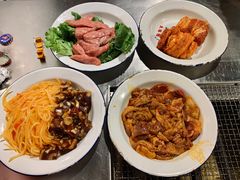 -马路牙子地桌烤肉(工体店)