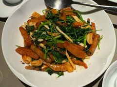 花草炒年糕-荣轩(新荣记环球金融中心店)