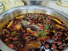 -曾老幺鱼庄(龙华商厦店)
