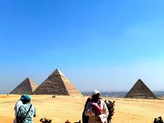 -吉萨金字塔群