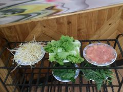 -东巴谷野生菌火锅餐厅
