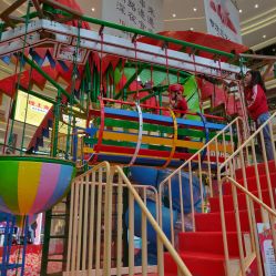 -多奇妙乐园·淘气堡·电玩·抓娃娃(海口吾悦店)