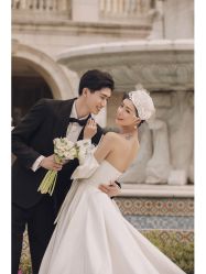 -雪中彩影婚纱摄影·微光艺术中心