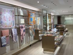 -万事利丝绸(杭州大厦店)