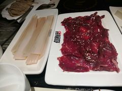 -何鲜菇火锅(大营盘店)