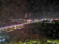 -乌兰湖畔草坪轻奢营地