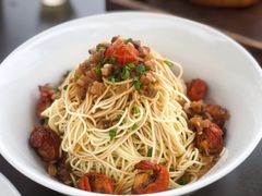 三镇油焖小龙虾拌凉面-汉水谣·江景餐厅(江滩店)