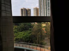 -蓝蔻酒店(深圳东站布吉万象汇店)