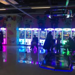 -利奥梦幻主题乐园(爱琴海购物公园店)