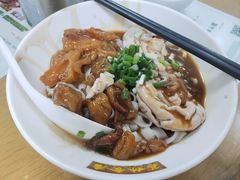 牛筋猪脑捞河-荔林食店(西华路店)