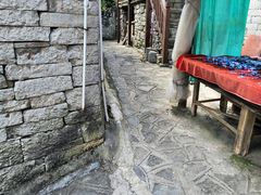 -高荡千年布依古寨旅游景区