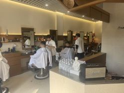 -MARTIN'S BARBER SHOP男士理发馆