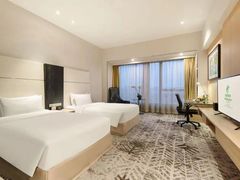 -上海虹桥西郊假日酒店