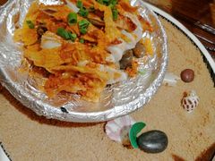 沙滩烤鲜鱿-东来菜馆•手抓海鲜家常菜•海鲜锅贴(鸽子窝店)