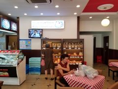 -红宝石·鲜奶小方·海派西点房(南丹店)