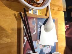 -呷佬·长沙手工米粉(金沙江路店)