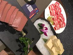 -捞王锅物料理(上海世茂广场店)