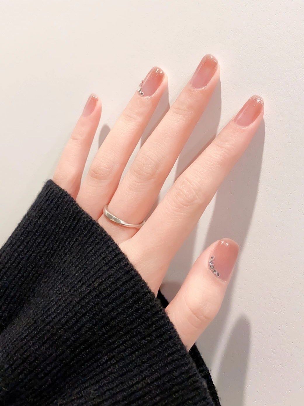 高级感显白气质美甲夏季美甲款式