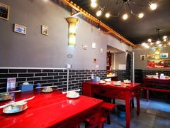 大堂-旺川园·毛血旺·辣子鸡(解放碑店)