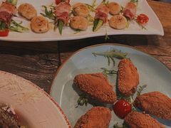 -SISTERS BAR RESTAURANT川意酒馆(嘉善老市H楼店)