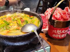 -黔有有贵州酸汤夺夺粉火锅(五味十字店)