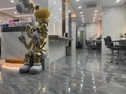 点击看大图 -七分屋LA·烫发·染发·剪发