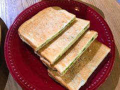 咖椰吐司-HELLO 27 意面·沙拉·帕尼尼