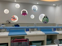 -蓝旗亲子游泳(范湖万达广场店)