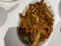 干炒牛河-稻香酒家·34年老字号·港式粤菜(汉街店)