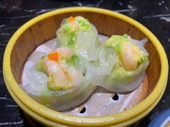 -圣河湾虾饺美食(站前店)