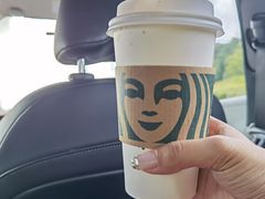 -星巴克臻选(威海威高广场店)