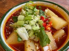 -拈签一笑黄牛肉辣卤串串