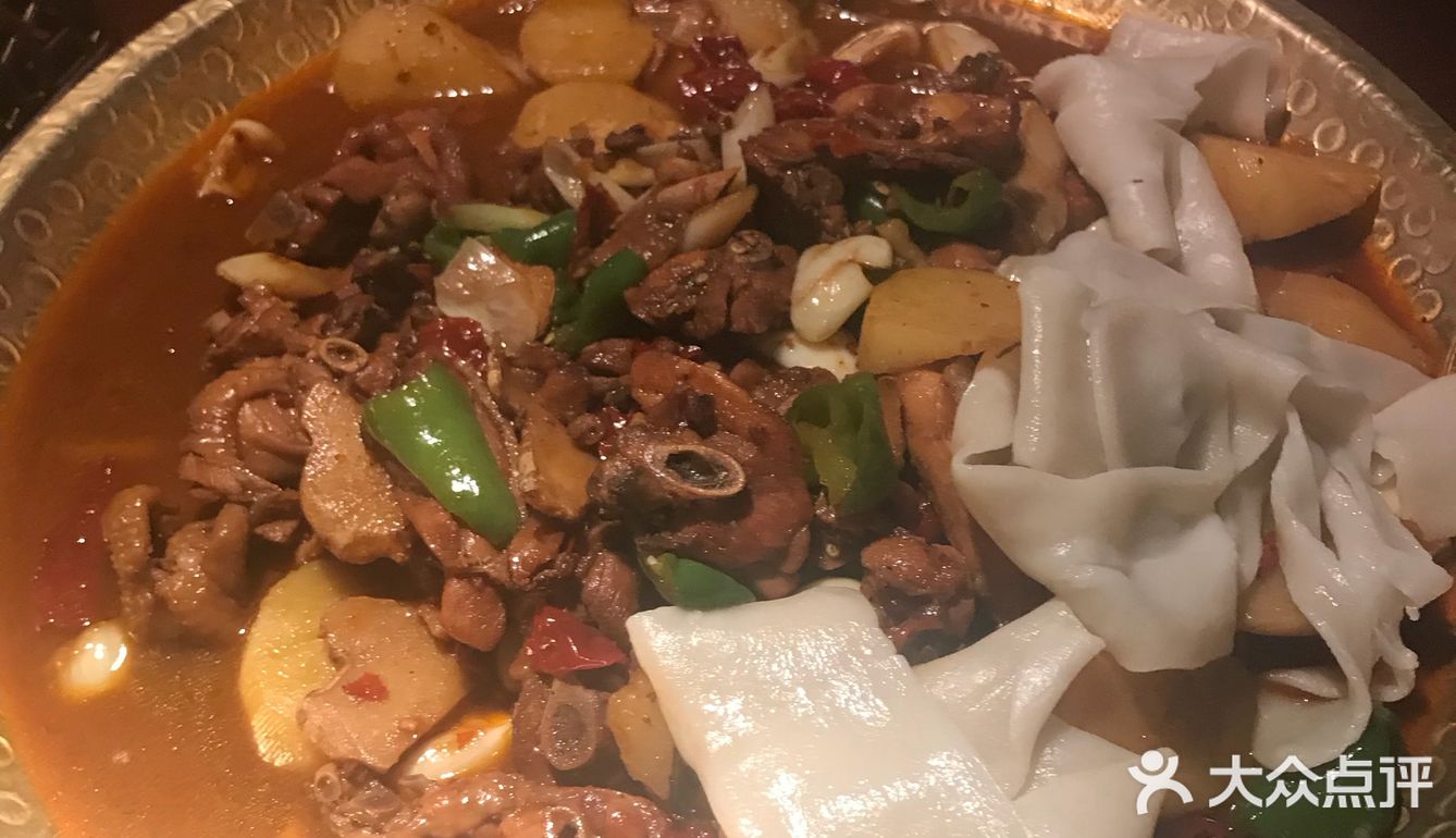 连我妈不喜欢吃羊肉的都吃了三串九道黑很嫩