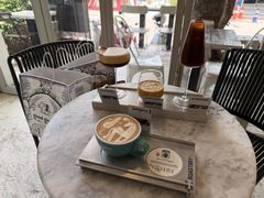 -Roast8ry Coffee Lab