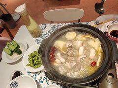 -松哥油焖大虾.小龙虾.黑鸭煲(海岸城店)