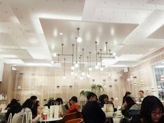 大堂-奈雪的茶(市百一店)