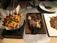 -穹六人间 people 6(岳阳路店)