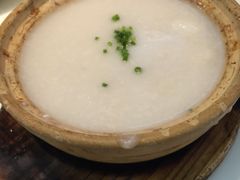 -新大咀港式茶餐厅(宝山万达店)