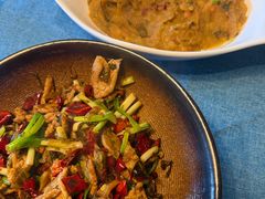 -香巴拉云南餐厅(华莱坞店)