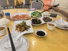 -鹏城人家海鲜酒家·23年老字号(较场尾店)