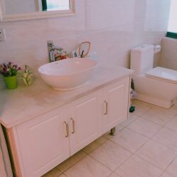 -悦芳庭美肤美体品牌集合店