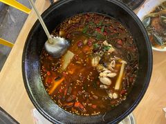 老铁锅秘制美蛙-鸿顺老铁锅美蛙鱼府(解放碑店)
