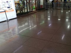 -全家便利店(莲花池东路店)