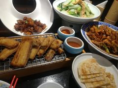 -老头儿油爆虾·知味杭州(爱琴海购物中心)