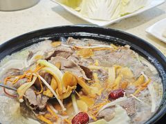 -九寨沟特色牦牛肉汤锅