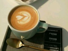 -UNI UNI(环亚凯瑟琳店)