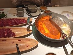 -左庭右院鲜牛肉火锅(金山万达店)