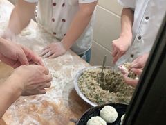 -舒小笼松针小笼包